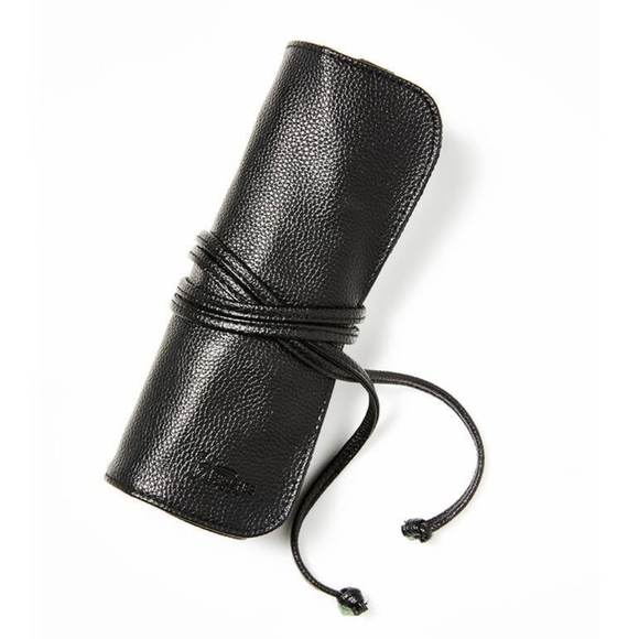 IT COSMETICS for ULTA BRUSH ROLL - Picture 10 of 11